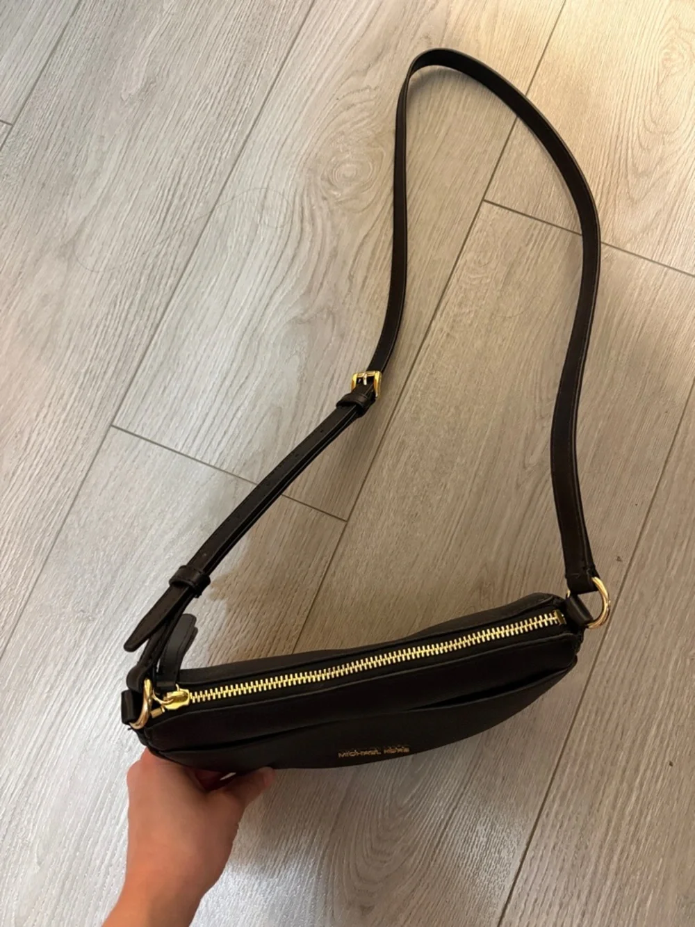 Michael Kors Black Pebbled Leather Crescent Shoulder Crossbody - Picture 4 of 4